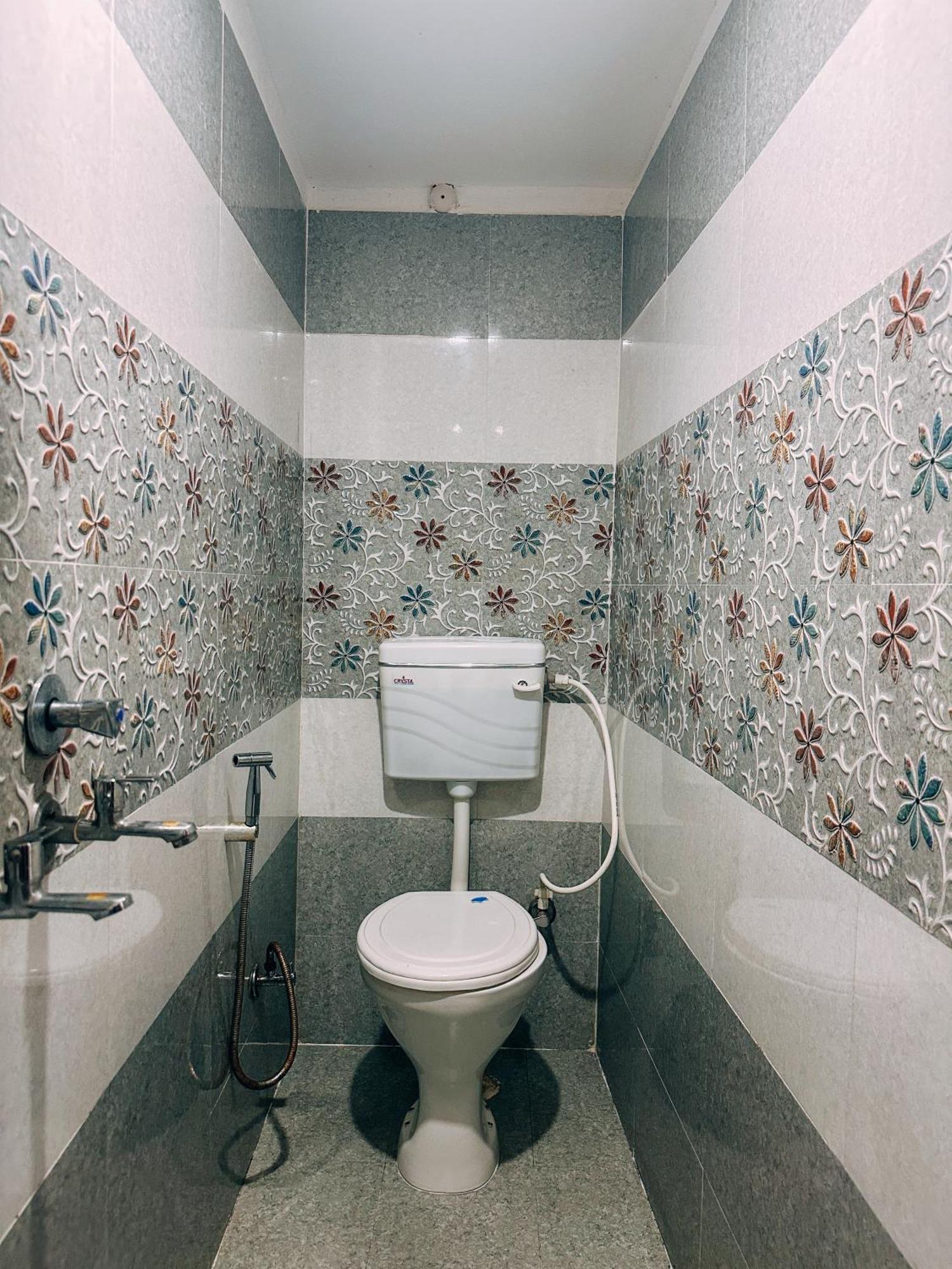 Shree K.B Guest House Varanasi Esterno foto