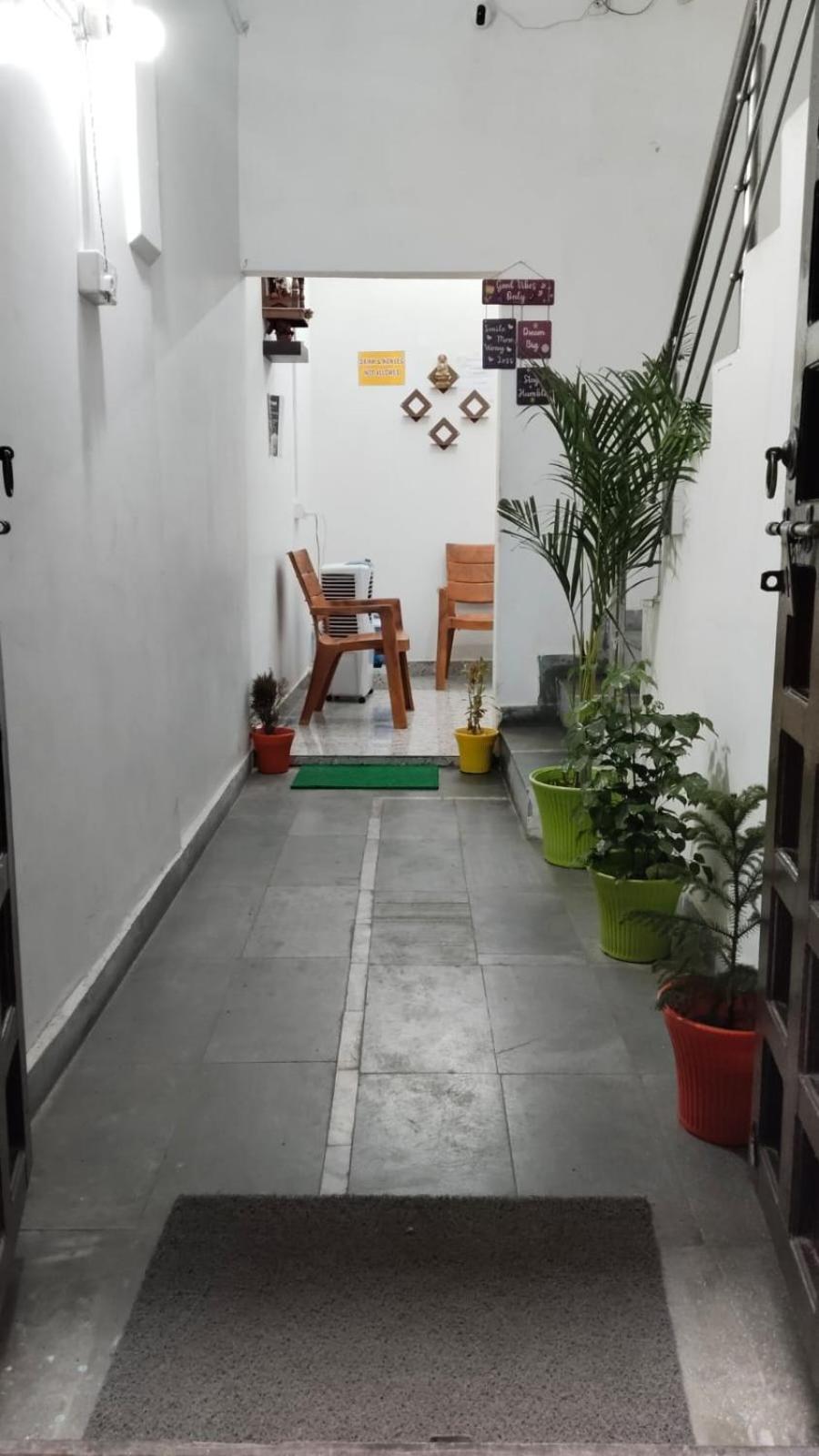 Shree K.B Guest House Varanasi Esterno foto
